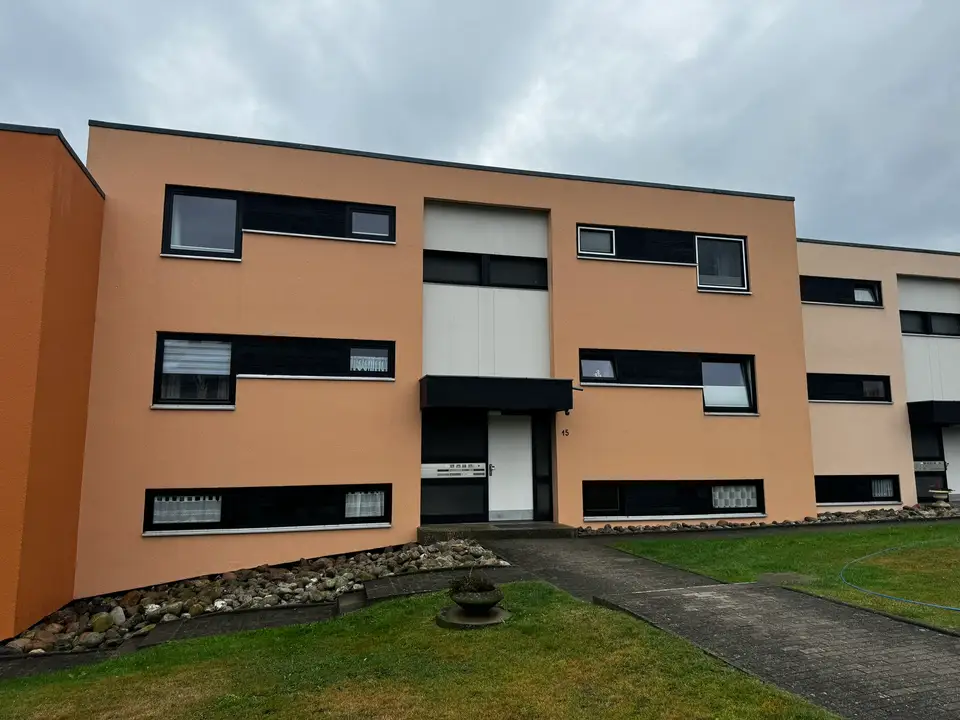 Hausfassade nach der Reinigung